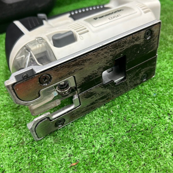 Panasonic(パナソニック) 充電ジグソー14.4V EZ4541LS2S-B 【野田愛宕店】