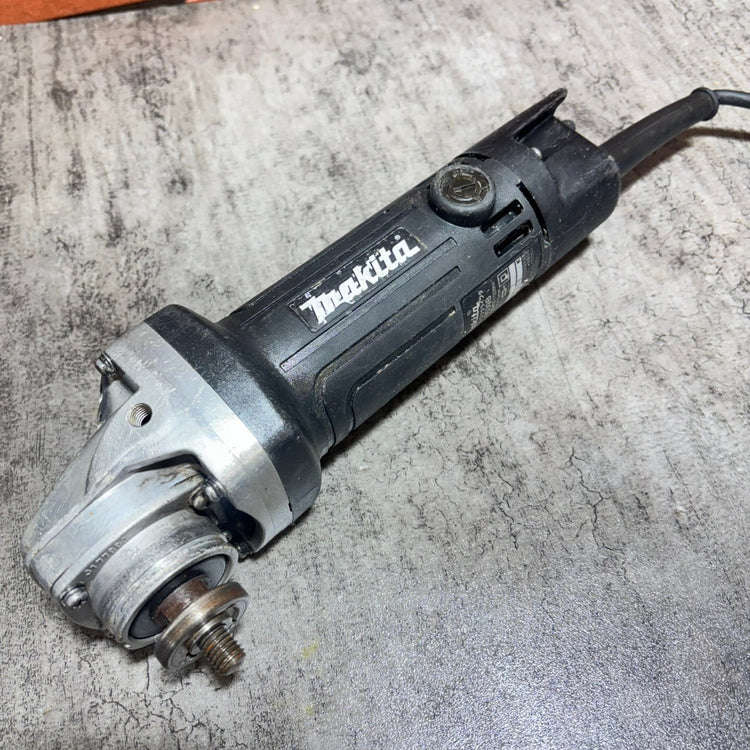 【商品説明欄必読】マキタ(makita) ディスクグラインダー 9539B 【市川行徳店】