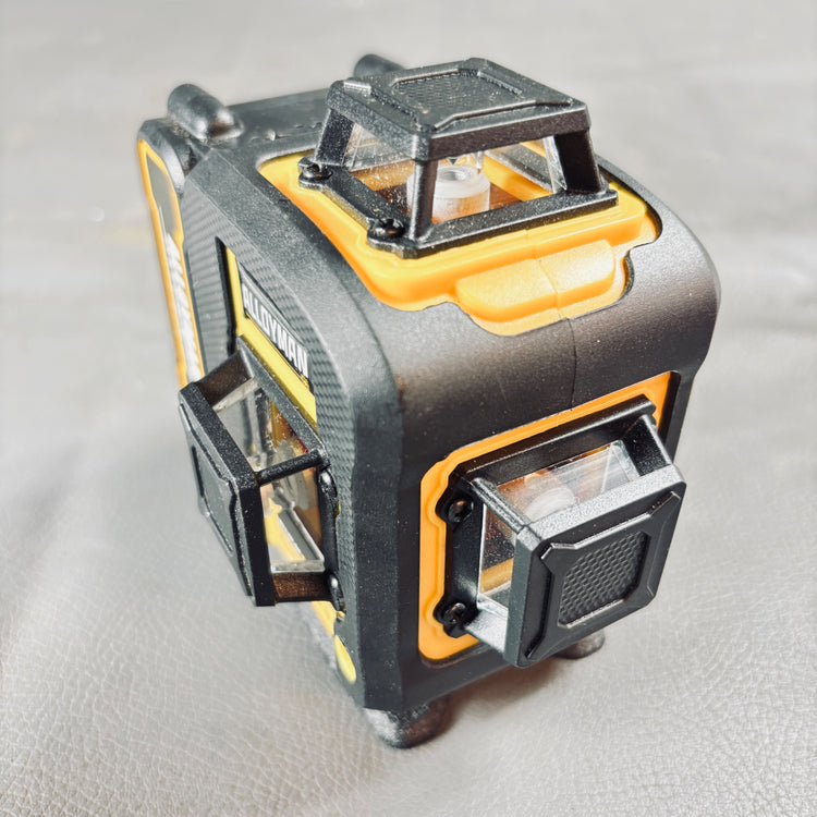 Alloyman レーザー墨出し器 4D フルライン グリーンレーザー　ALT16-20 【越谷店】