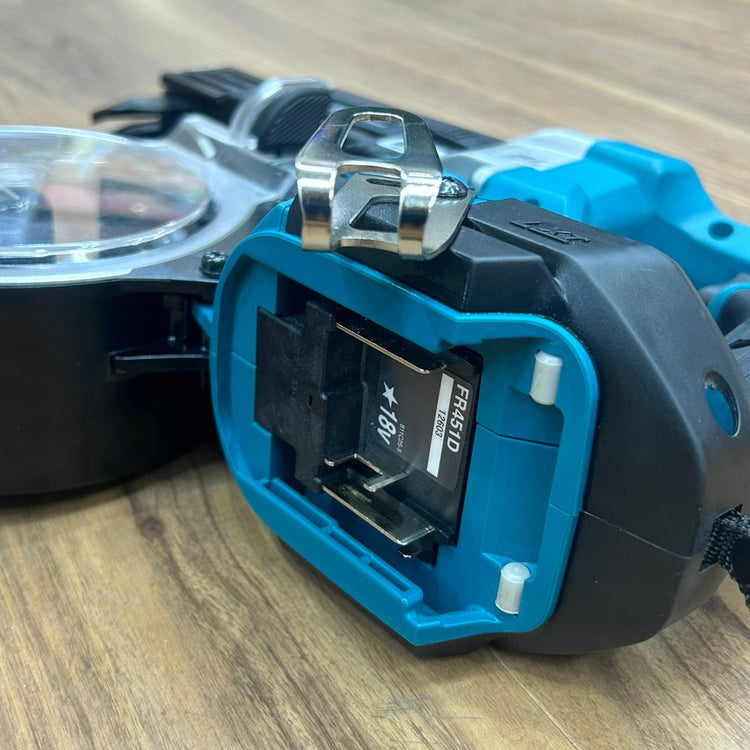 美品 マキタ (makita) 18V コードレスオートパックスクリュードライバー FR451DZ 本体のみ バッテリーアダプター BAP18 付き 【船橋馬込店】