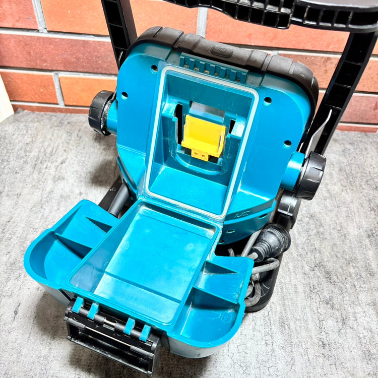 ◆マキタ(makita) コードレスLEDスタンドライト ML805 【市川行徳店】