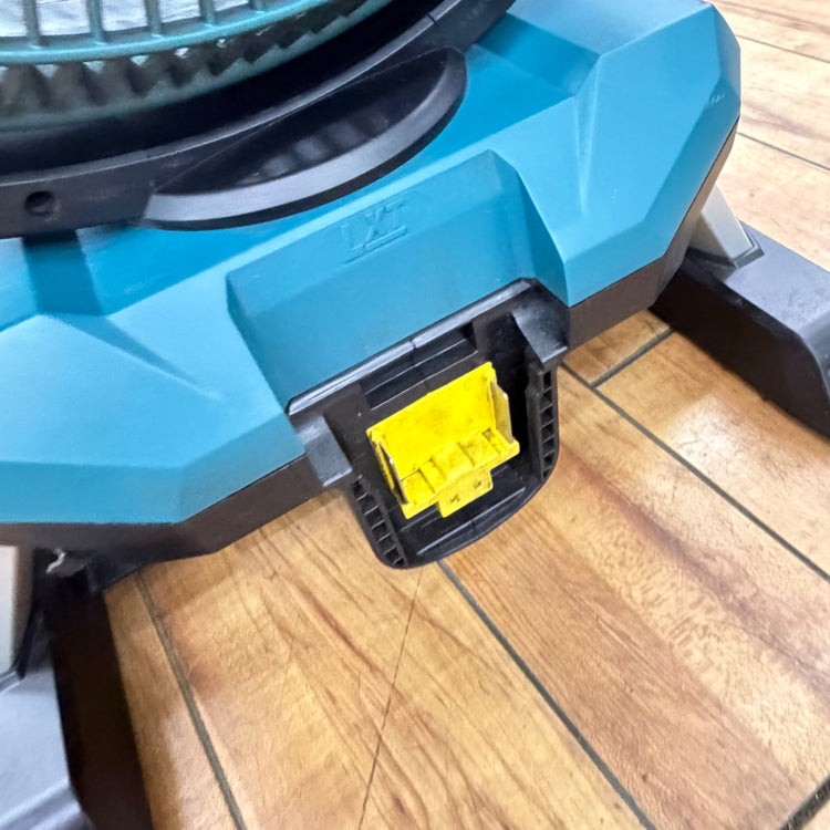 動作良好 14.4V 18V 100V 充電式産業扇 CF301DZ 【リライズ蓮田店】
