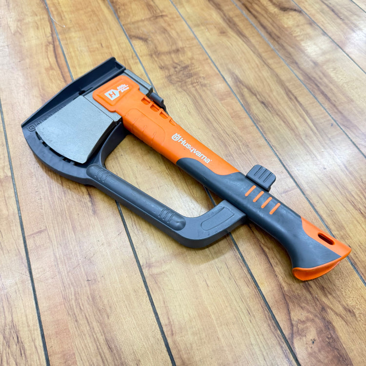 ハスクバーナ(Husqvarna) 小型手斧 ハチェット H900 【蓮田店】