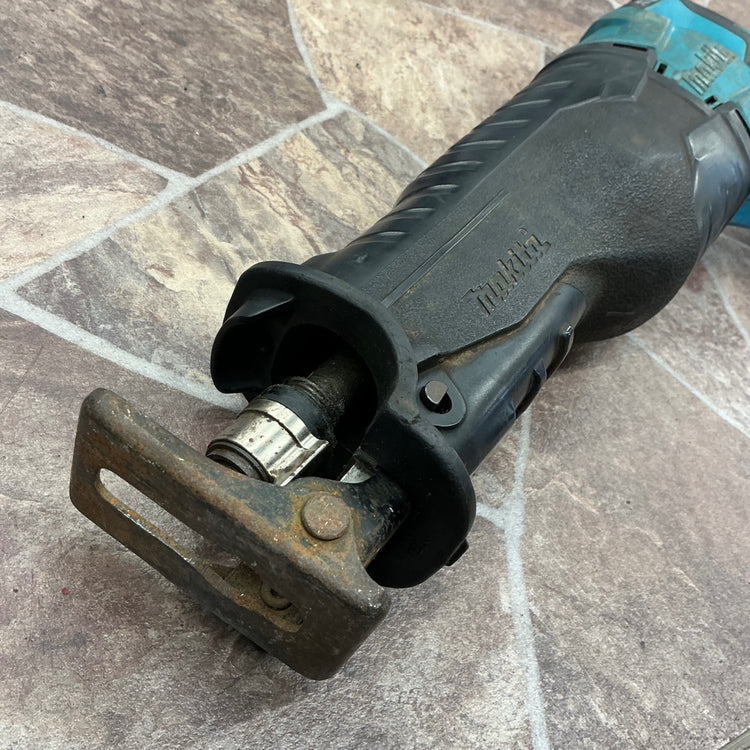 【ジャンク品】 マキタ(makita) コードレスレシプロソー JR187DZ 本体のみ 【越谷店】