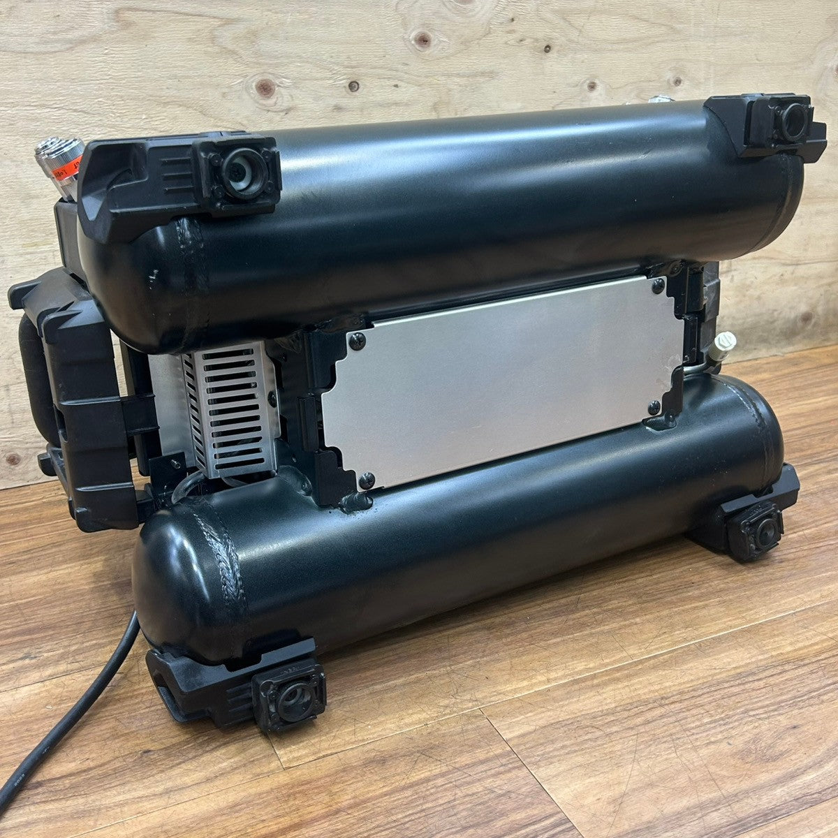 良品 マックス (MAX) 高圧/常圧 エアーコンプレッサー AK-HL1310E ブラック 【船橋馬込店】
