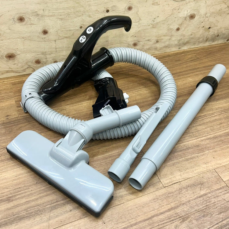 良品 マキタ (makita) 18V 充電式サイクロンクリーナー CL500DZ ホース ノズル付き 【船橋馬込店】
