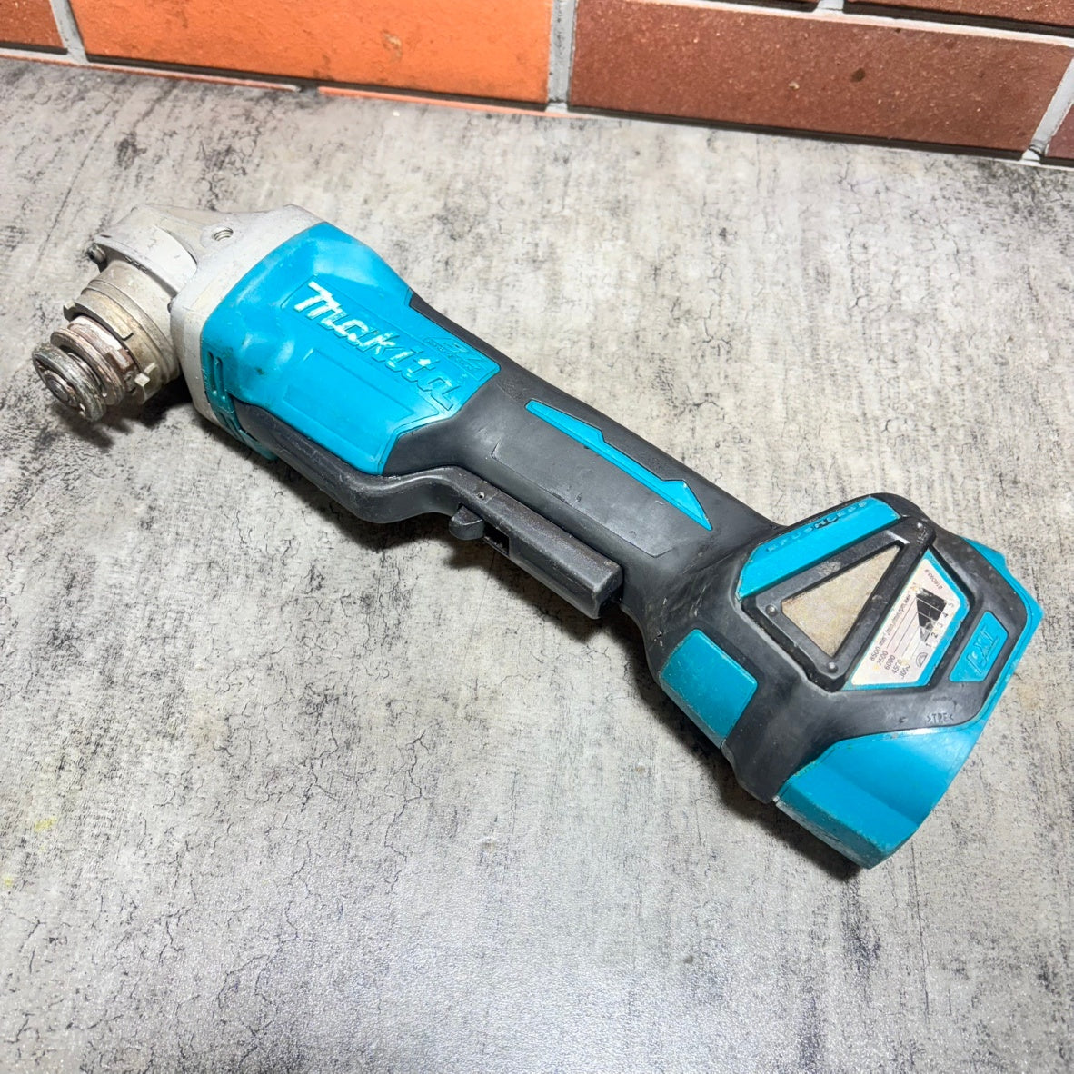 ◆マキタ(makita) 100mmコードレスディスクグラインダ GA418DZ 【市川行徳店】