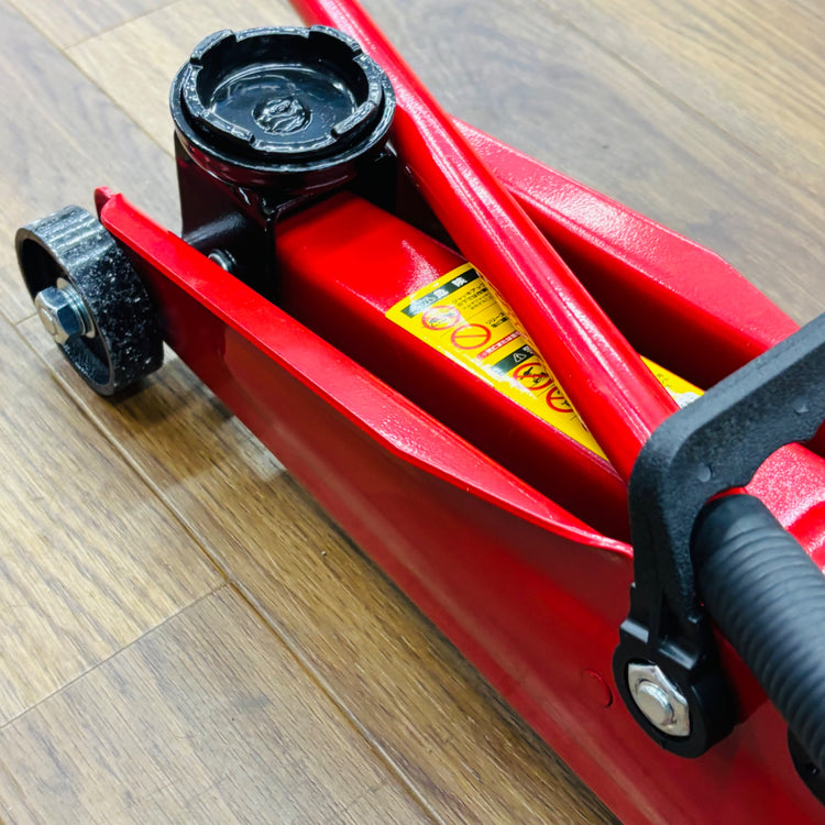 ほぼ使用感なし  2t フロアジャッキ K007-0540 【リライズ蓮田店】