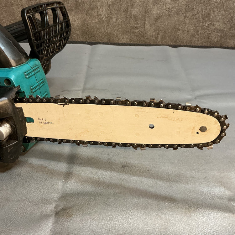 【中古】マキタ(makita) 36V充電式チェンソー MUC250D  【越谷店】