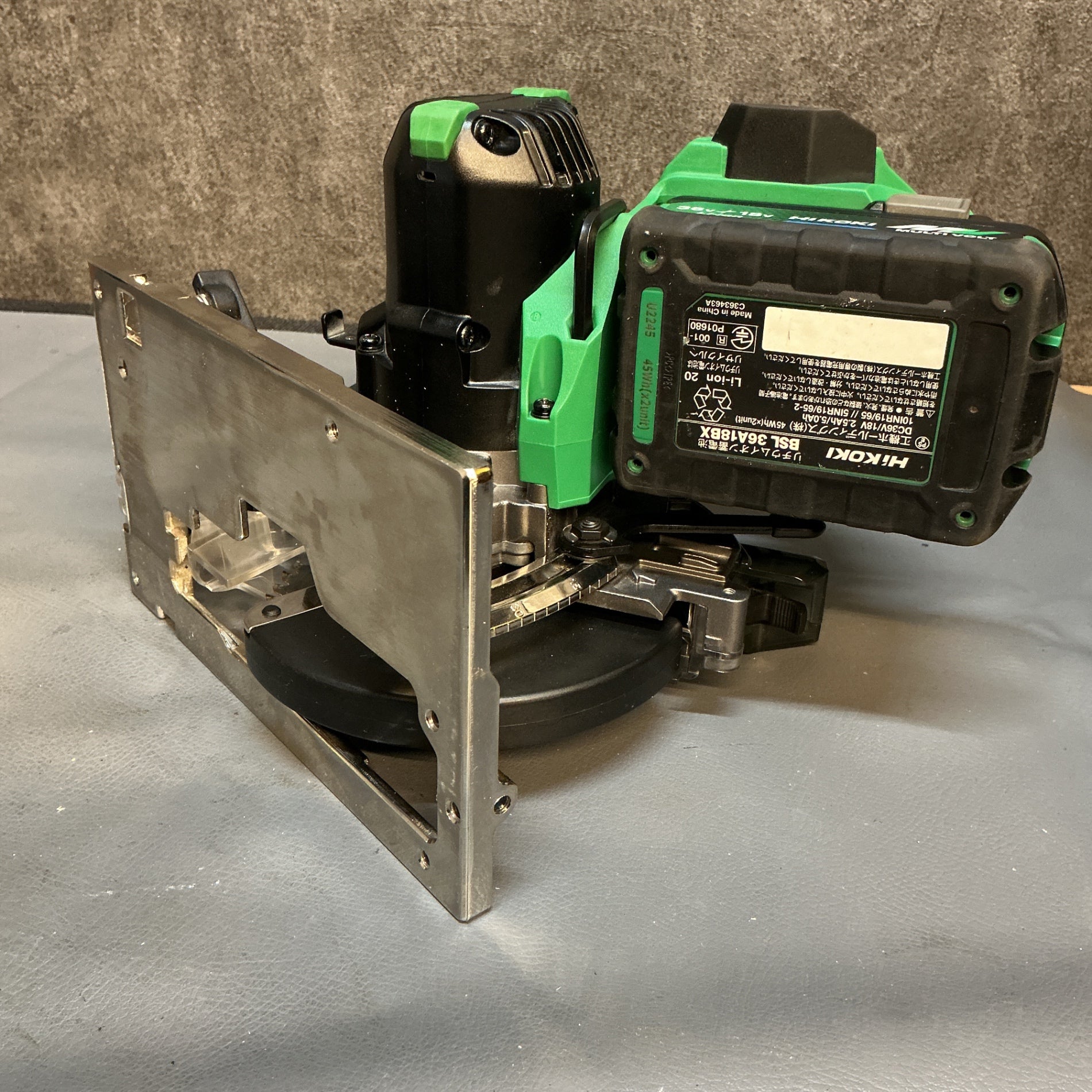 【中古・動作良好！】 ハイコーキ HiKOKI 125mm マルチボルト コードレス集じん丸のこ C3605DYC(XPSZ) セット品 ※充電器旧式 【越谷店】