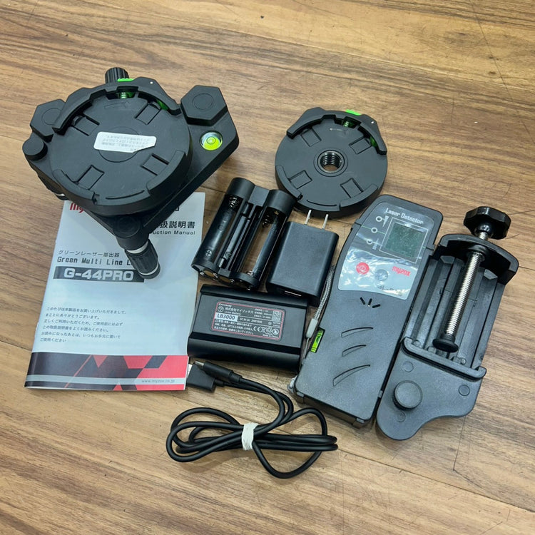 美品 マイゾックス myzox PRO standard フルライン グリーンレーザー墨出器  G-44PRO 【船橋馬込店】