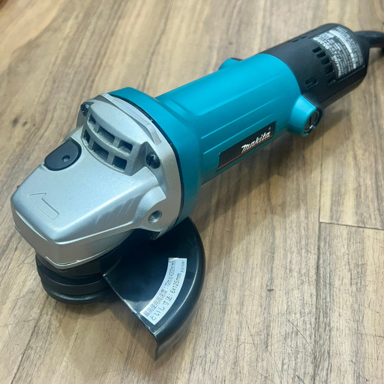 美品 マキタ (makita) 125mm ディスクグラインダー 9535B 【船橋馬込店】