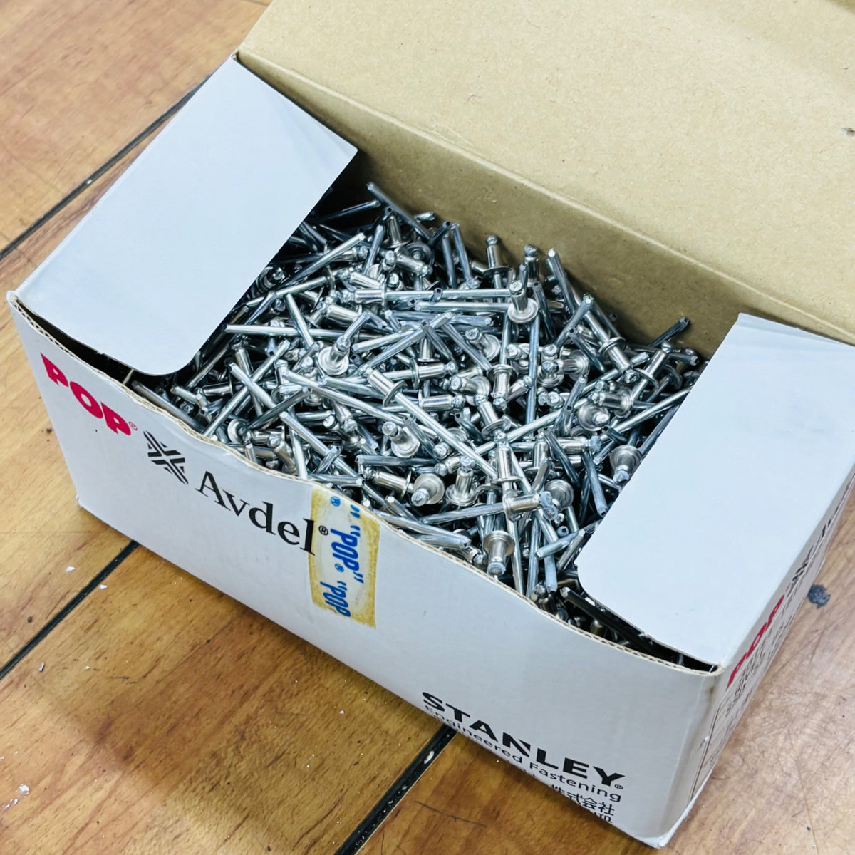 保管品 未使用  オープンタイプリベット 4.0mm SSD-52-BS(1000本入) 【リライズ蓮田店】