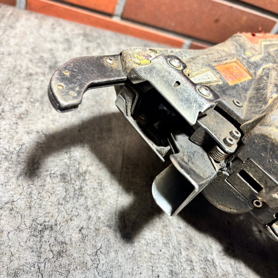 ◆マックス(MAX) 鉄筋結束機 リバータイア RB-442T 【市川行徳店】