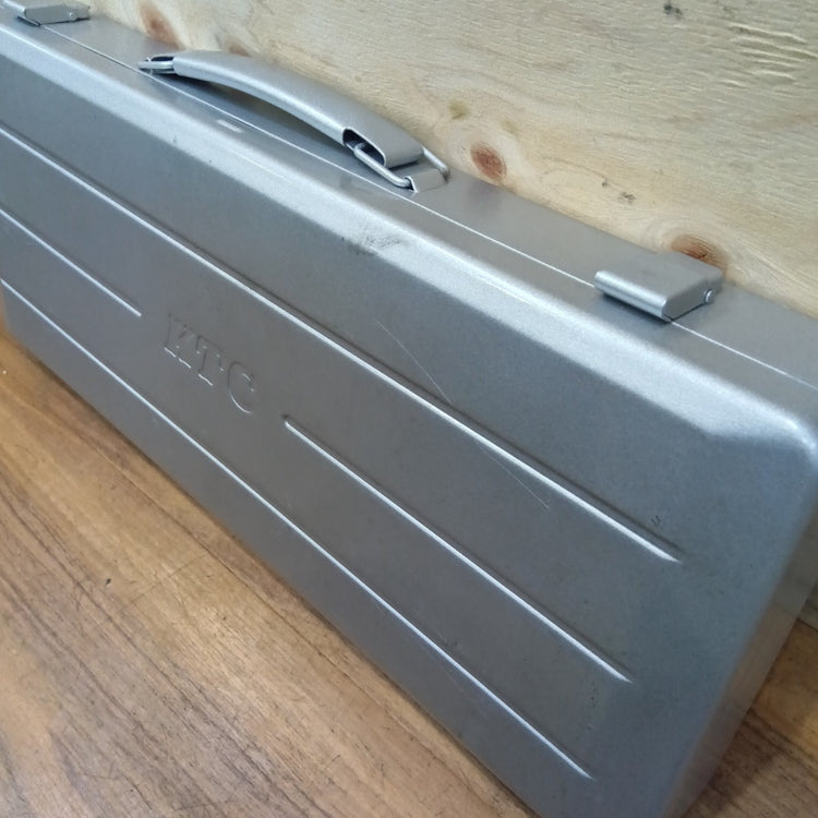 【美品中古】 KTC 京都機械工具 12.7sq. ソケットレンチセット TB413 【船橋馬込店】
