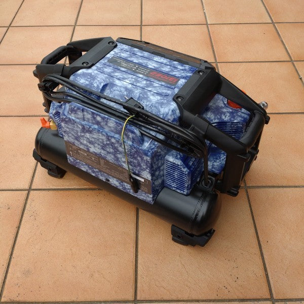 ◆マックス(MAX) 高圧専用エアコンプレッサー AK-HH1310E2_コバルトブルーホワイト【限定色】 【市川行徳店】
