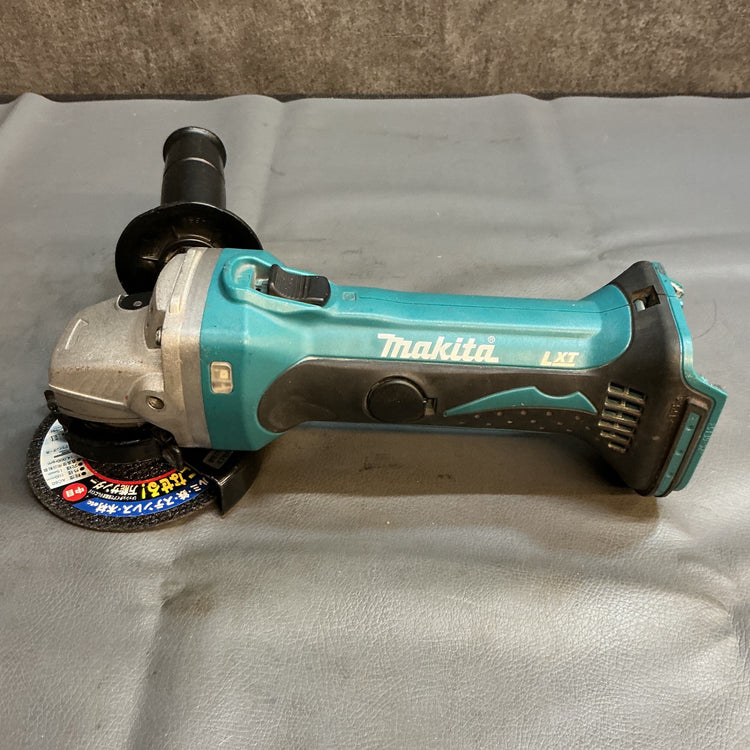 【中古】マキタ(makita) 18V充電式ディスクグラインダ  GA402DZ  【越谷店】