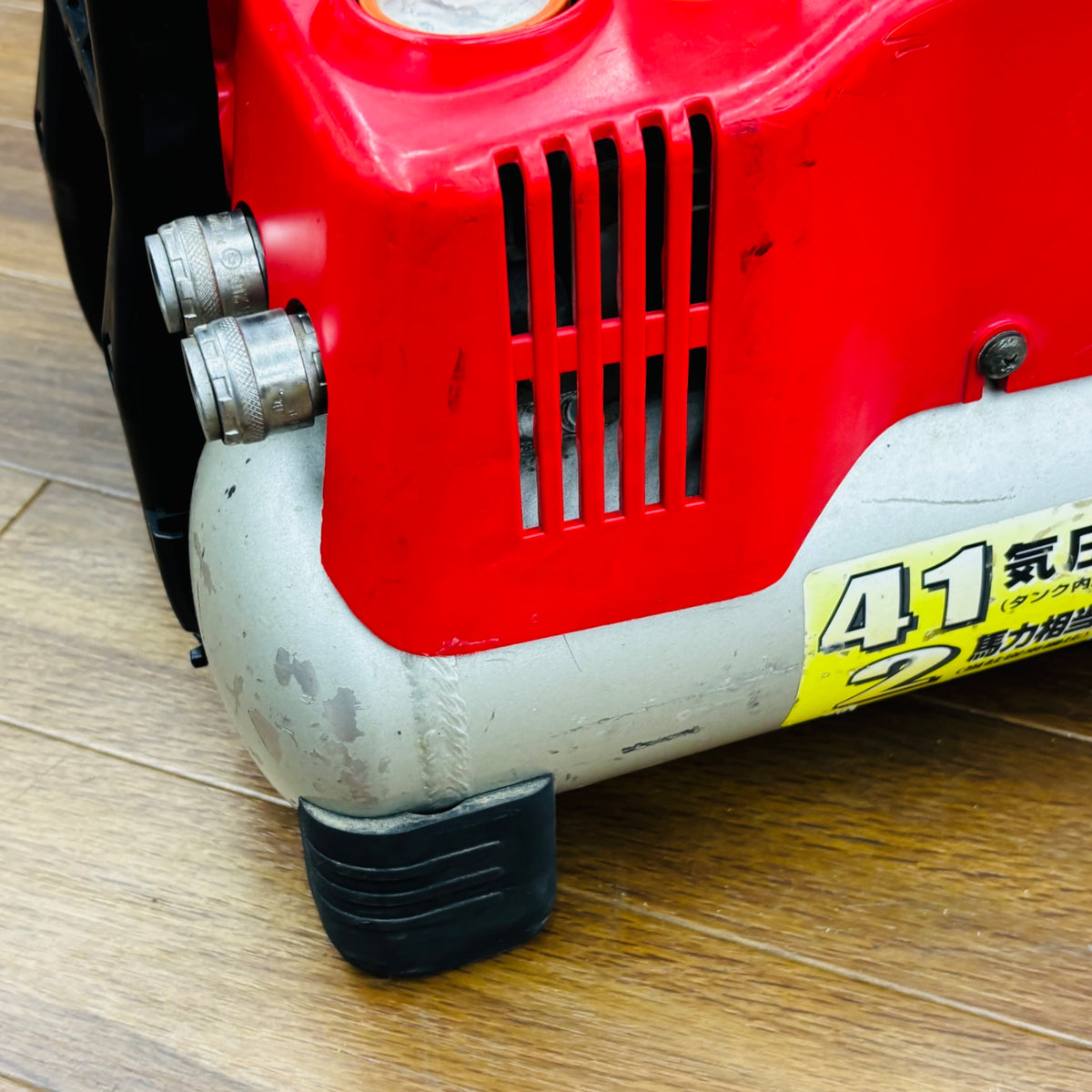 動作確認済み  常圧・高圧エアコンプレッサー AK-HL1210E 【リライズ蓮田店】