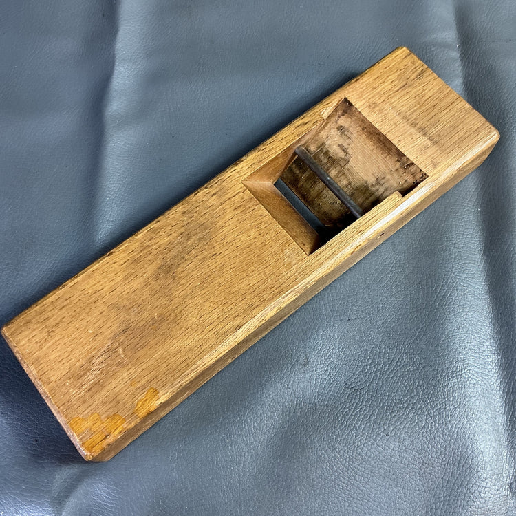 【中古】鉄山人作　寸六鉋　銘は土牛  【越谷店】