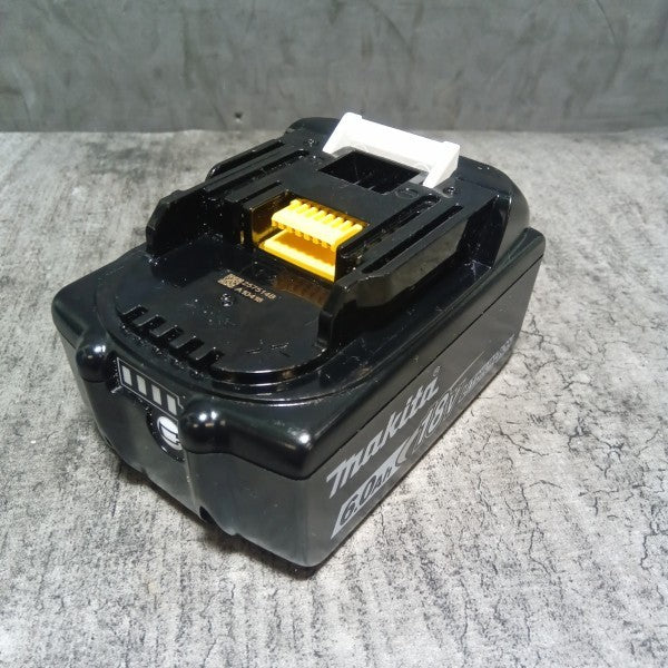 リチウムイオンバッテリー 18V/6.0Ah BL1860B 充電回数8回 ※バッテリーチェッカー付属無