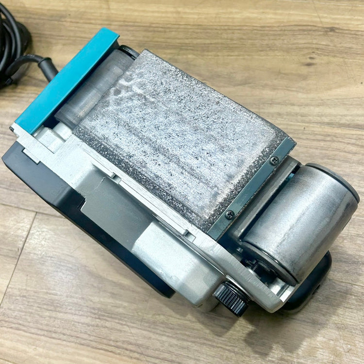 良品 マキタ makita 76mm ベルトサンダー 9903 サンディングベルト付き  【船橋馬込店】