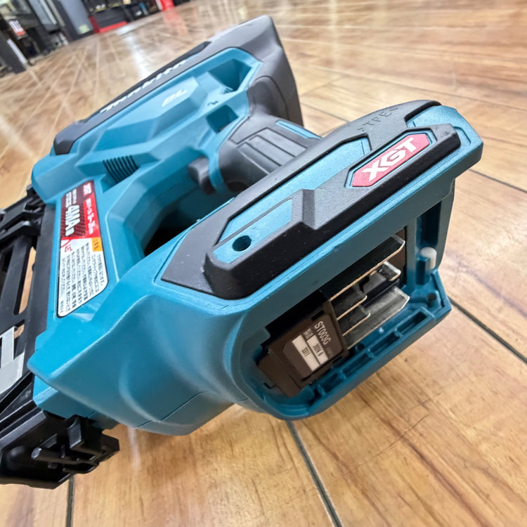 極美品  40V 4mm コードレスフロアタッカ ST003GZ 本体のみ【リライズ蓮田店】