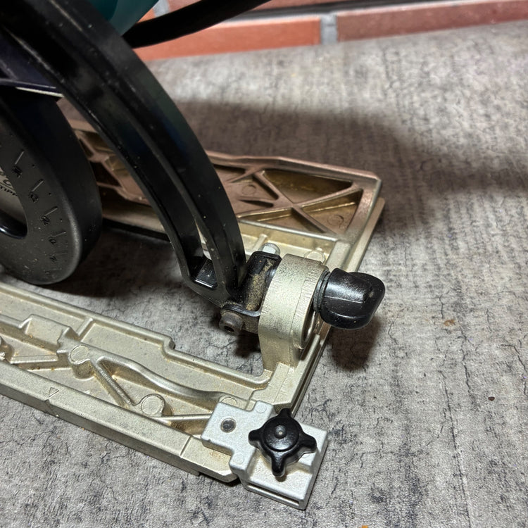 ※彫り込み傷あり※125mm 防じんマルノコ KS5200FX 左勝手仕様  【市川行徳店】