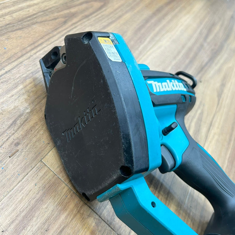 良品 マキタ (makita) 充電式全ネジカッター SC102DZK 本体ケースセット 【船橋馬込店】