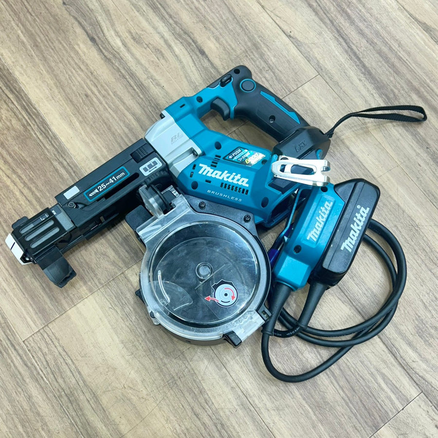 美品 マキタ (makita) 18V コードレスオートパックスクリュードライバー FR451DZ 本体のみ バッテリーアダプター BAP18 付き 【船橋馬込店】