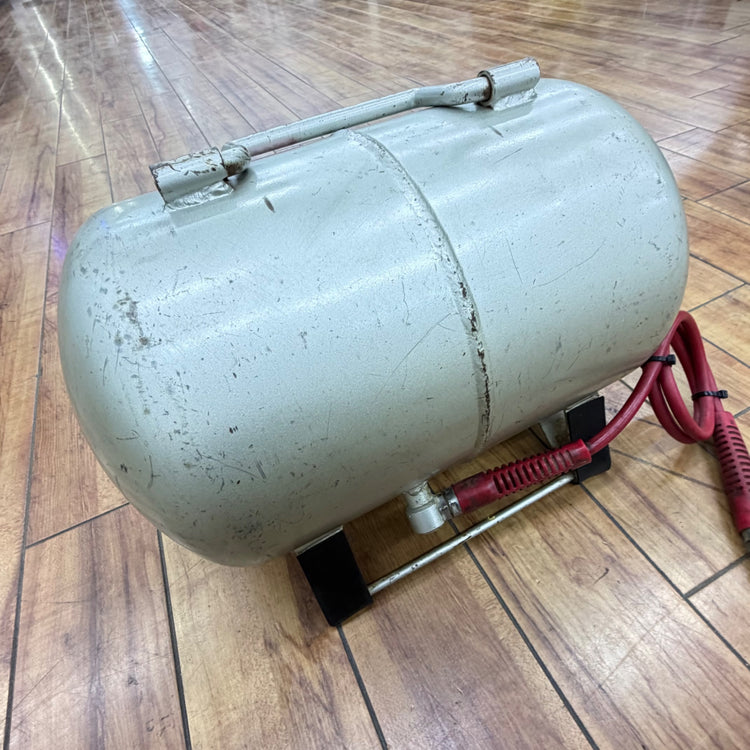 動作確認済み 高圧用 補助タンク AK-TH12 【リライズ蓮田店】