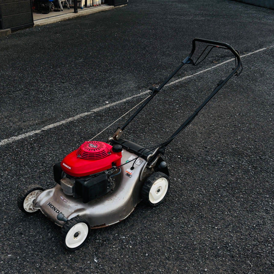 【引取限定】 4サイクル エンジン歩行式芝刈機 HRG465 【リライズ蓮田店】