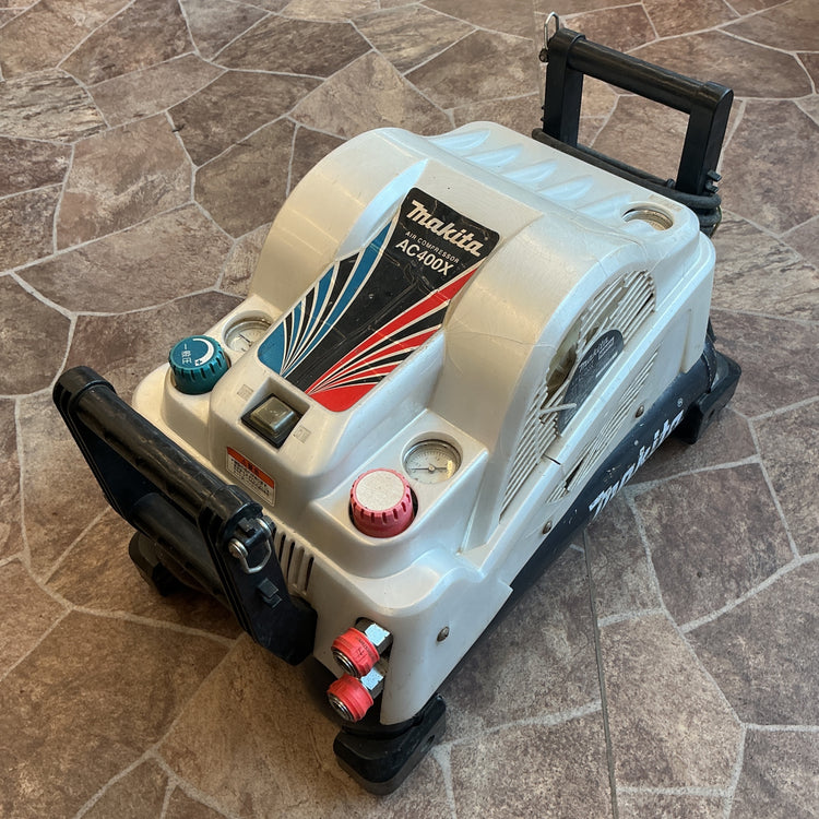 【中古】 マキタ(makita) エアコンプレッサー AC400XW 【越谷店】