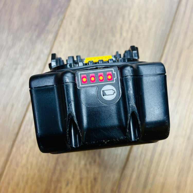 【コンパクト便】純正品  リチウムイオンバッテリー 18V/3.0Ah BL1830B 【リライズ蓮田店】