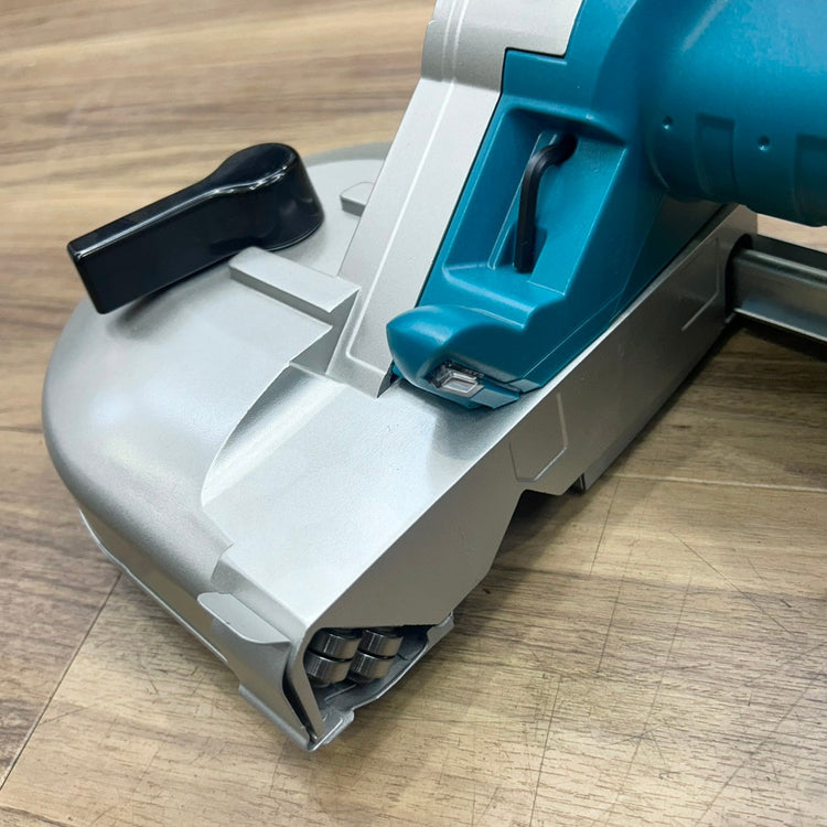 極美品 マキタ (makita) 18V コードレスバンドソー PB180DZ 本体のみ 替刃付き 【船橋馬込店】