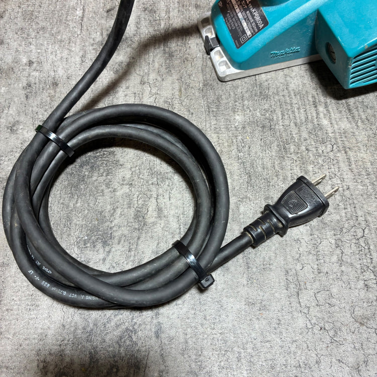 マキタ(makita)　電動カンナ KP0800A 【市川行徳店】