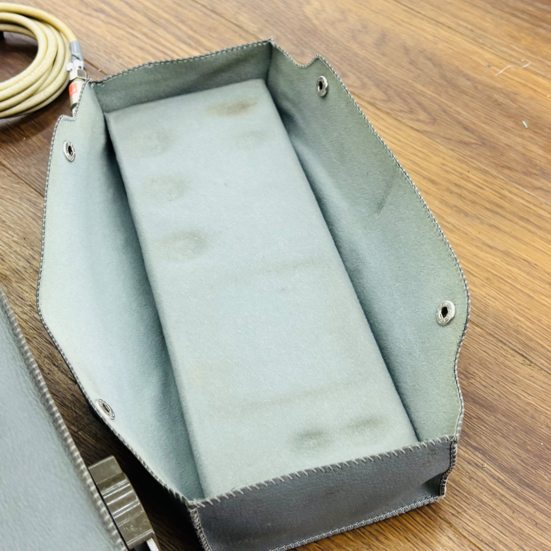 スペクトラムアナライザ 電波測器 MSA-4913 【リライズ蓮田店】
