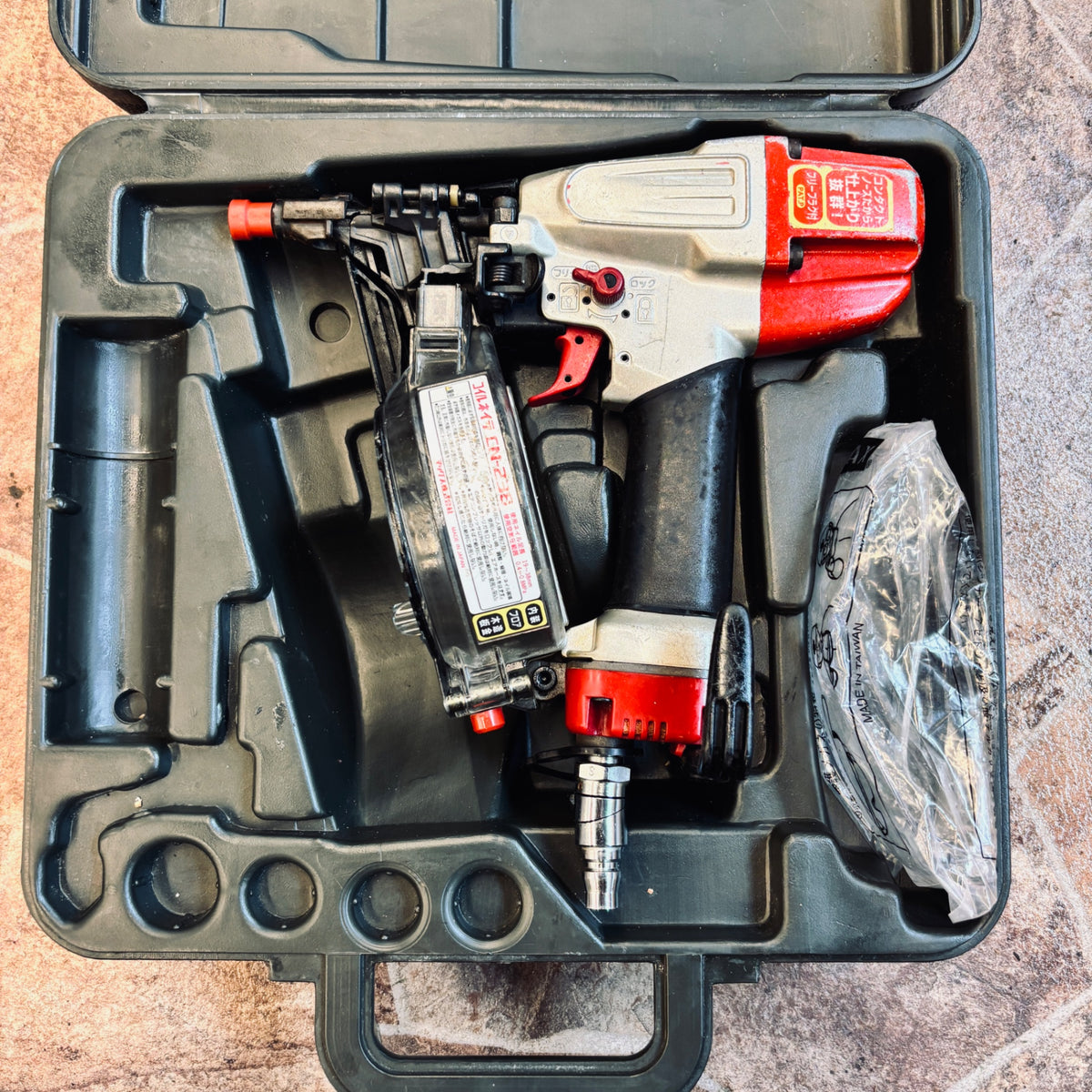 ◆マックス(MAX) 常圧 38mm エア釘打ち機 CN-238 【越谷店】
