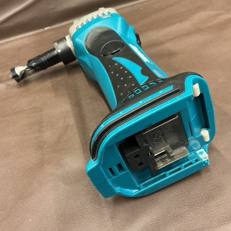 【中古・動作良好！】 マキタ makita 1.6mm 充電式ニブラ JN161DZ 18Vモデル 本体のみ 【越谷店】