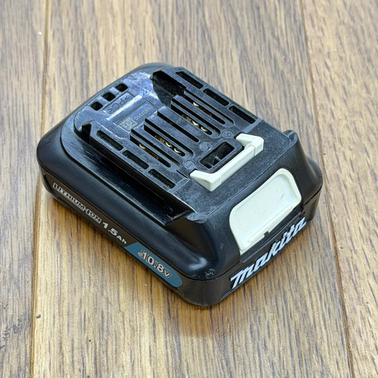 【コンパクト便】動作確認済み 10.8V 純正品 リチウムイオンバッテリー  BL1015 【リライズ蓮田店】