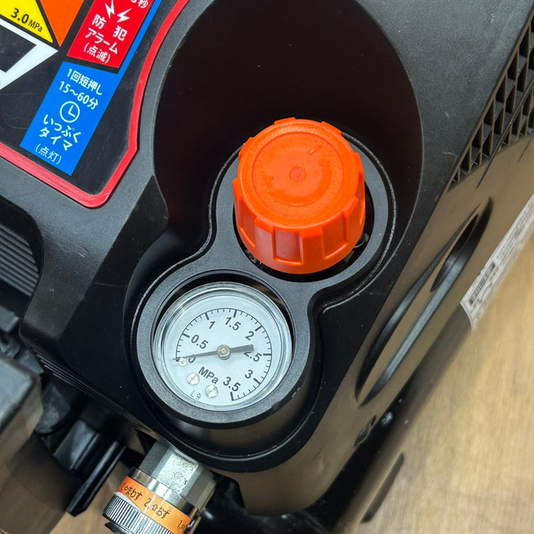良品 マックス (MAX) エアー コンプレッサー AK-HH1270E2 ブラック 高圧専用 【船橋馬込店】