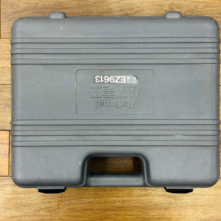 12V 充電式全ネジカッター EZ3560 バッテリ2個・充電器付 【中古】 【蓮田店】