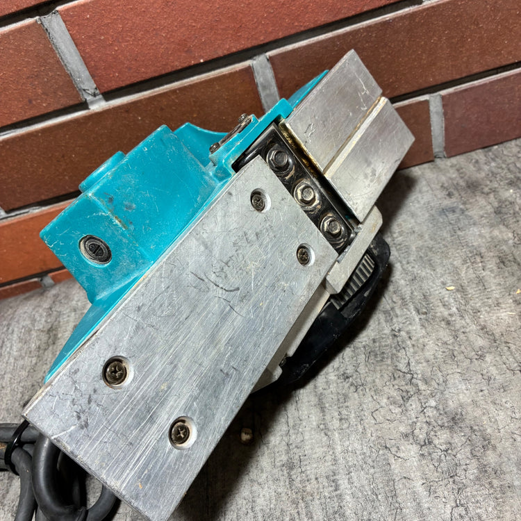 82mm 電動カンナ1900BA 替刃式 【市川行徳店】