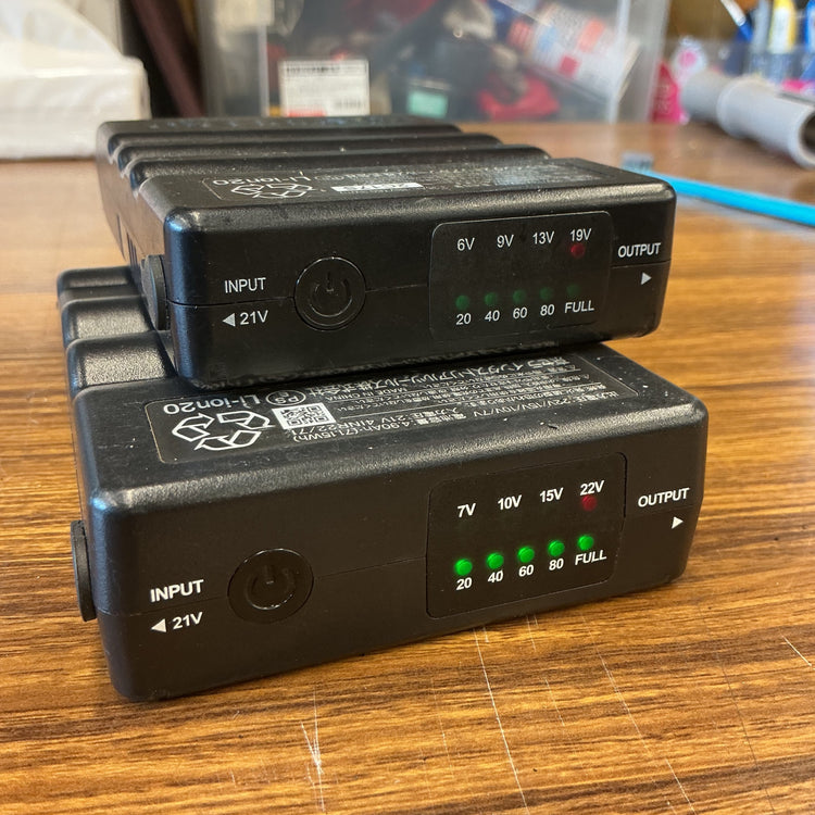 【夏のお供】 バートル BURTLE 空調服バッテリ 2点セット19Vバッテリ AC360 22Vバッテリ AC08 充電器付き 京セラ製 【中古】 【越谷店】