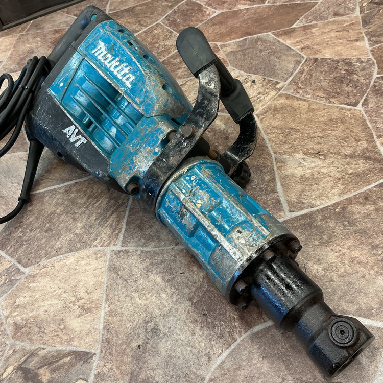 【中古・動作品】 マキタ makita 電動ハンマ HM1317C コンクリートハンマー ブレーカー ※ハンドル難あり 【越谷店】