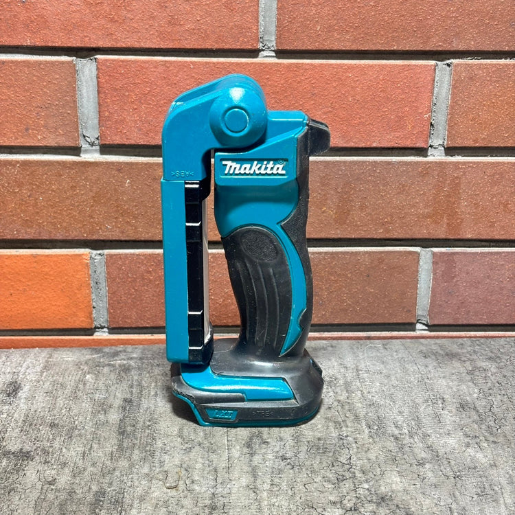 ◆マキタ(makita) 充電式LEDワークライト ML801 【市川行徳店】