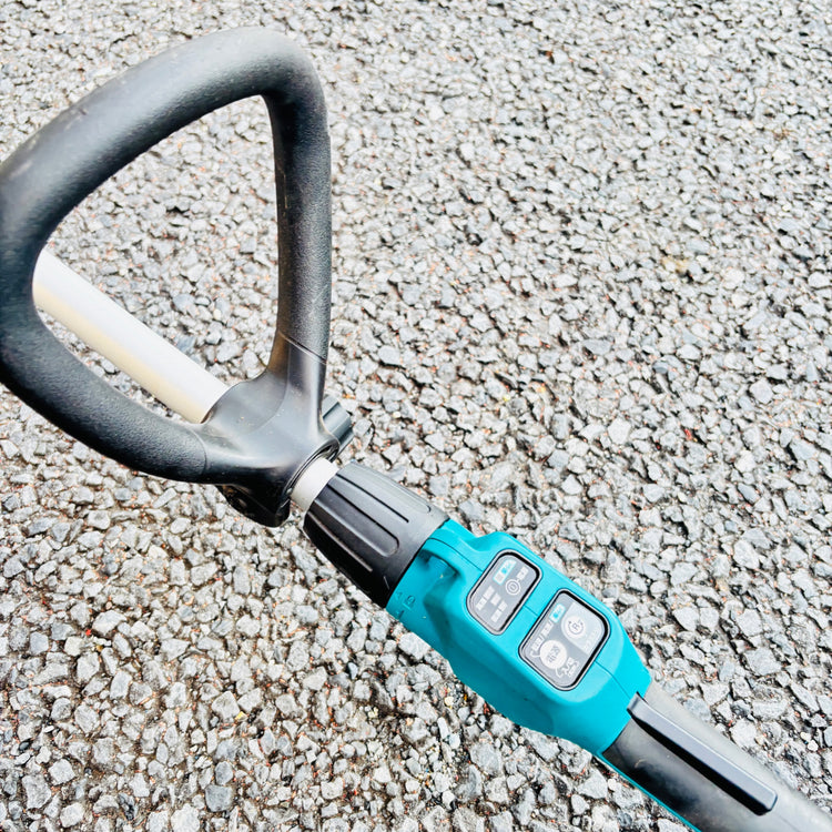 18V充電式草刈り機 MUR189DZ 本体のみ【越谷店】