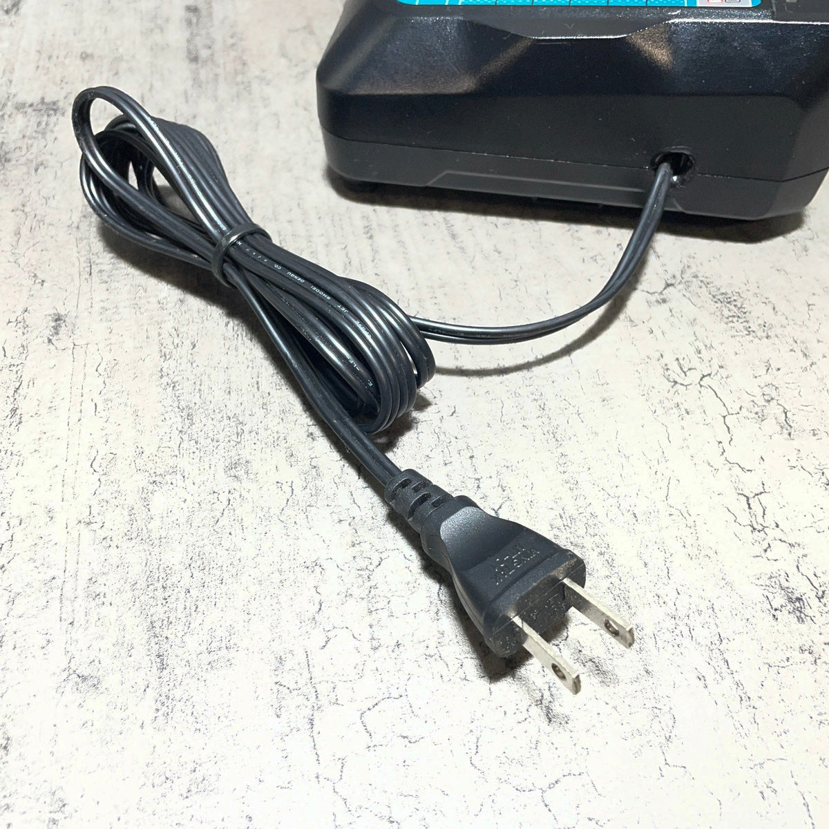 14.4V/18Vリチウムイオンバッテリー用急速充電器 DC18RF
