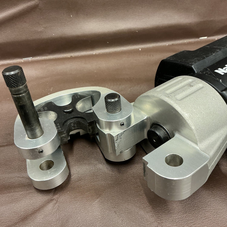 【中古】 松下電器 National EZ3902 充電式圧着工具 ※コマなし 【越谷店】
