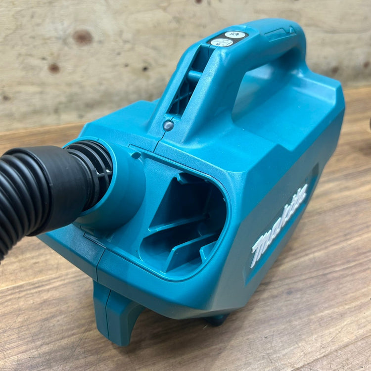 良品 マキタ makita 10.8V 充電式クリーナ CL121DZ 本体のみ 【船橋馬込店】