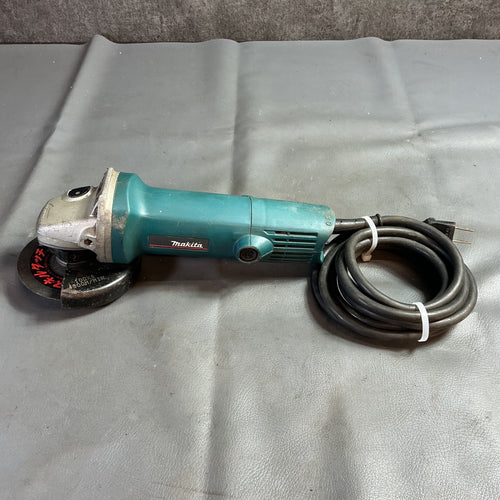 【中古】マキタ 9520B 100㎜ディスクグラインダー  【越谷店】